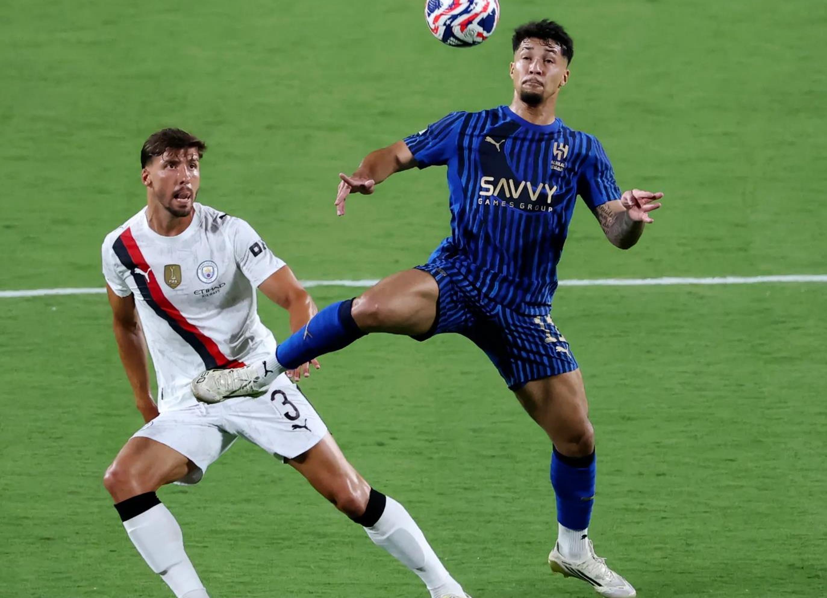  亚洲杯季后赛爆出冷门！利雅得新月险胜国际米兰，争冠形势突变